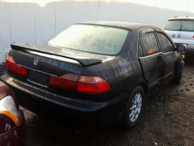 JHMCG6654XC002680 - 1999 HONDA ACCORD LX BLACK photo 4