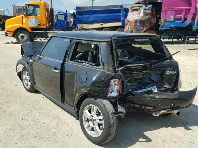 WMWSU3C5XBT251290 - 2011 MINI COOPER BLACK photo 3