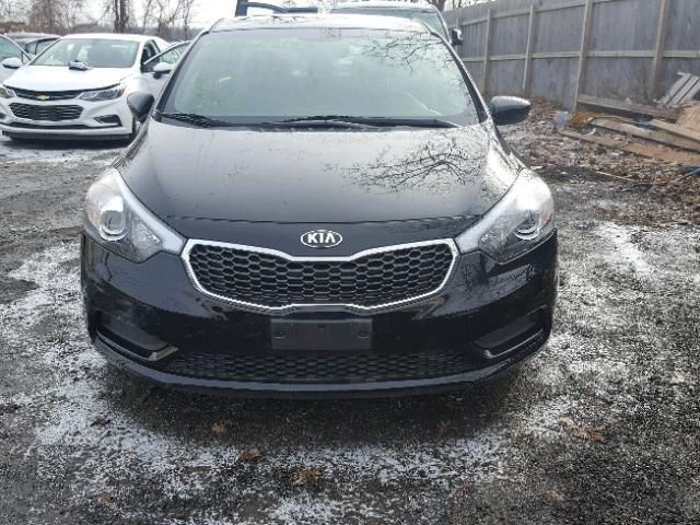 KNAFK4A68G5466865 - 2016 KIA FORTE LX BLACK photo 9