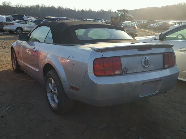 1ZVHT84N195113578 - 2009 FORD MUSTANG SILVER photo 3