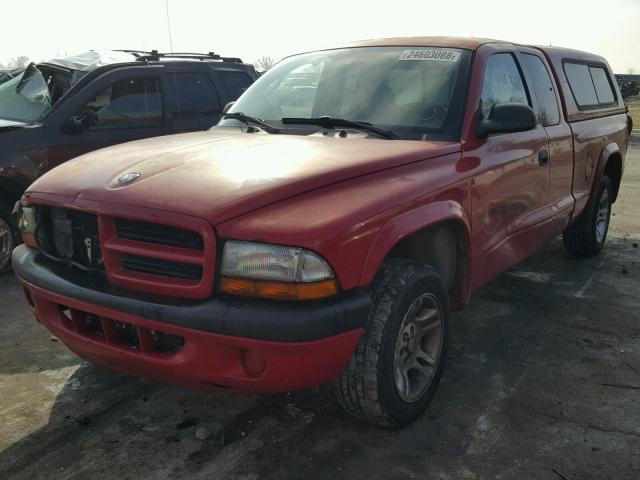 1B7GL32X42S511011 - 2002 DODGE DAKOTA SPO RED photo 2