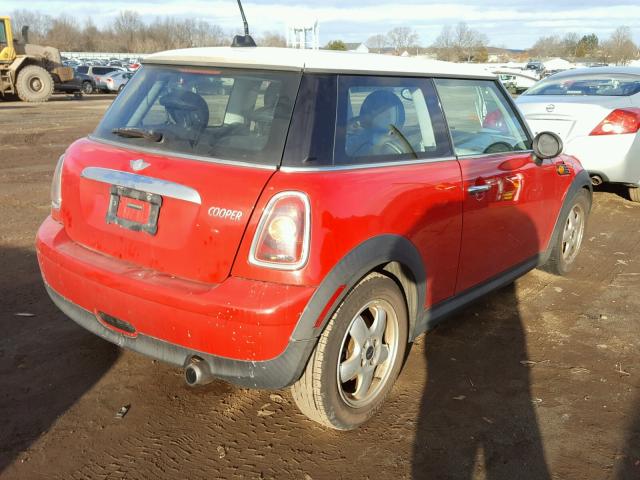 WMWMF33578TT62181 - 2008 MINI COOPER RED photo 4