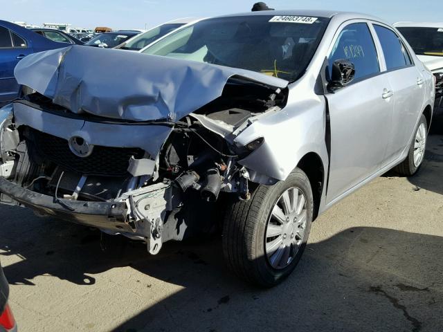 1NXBU4EE2AZ290661 - 2010 TOYOTA COROLLA BA SILVER photo 2