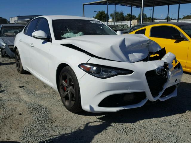 ZARFAEBN0H7535612 - 2017 ALFA ROMEO GIULIA WHITE photo 1