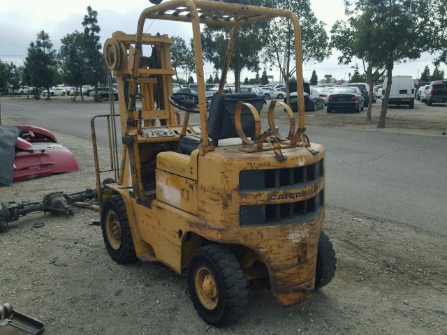 79M1101 - 2000 CATERPILLAR FORKLIFT YELLOW photo 3