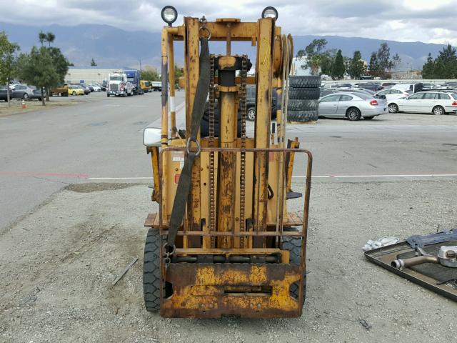 79M1101 - 2000 CATERPILLAR FORKLIFT YELLOW photo 9