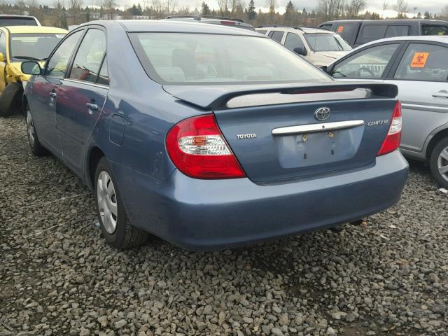 4T1BE32K03U712530 - 2003 TOYOTA CAMRY LE BLUE photo 3