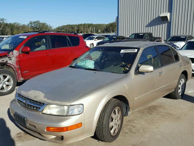 JN1CA21D4WM928843 - 1998 NISSAN MAXIMA GLE GOLD photo 2