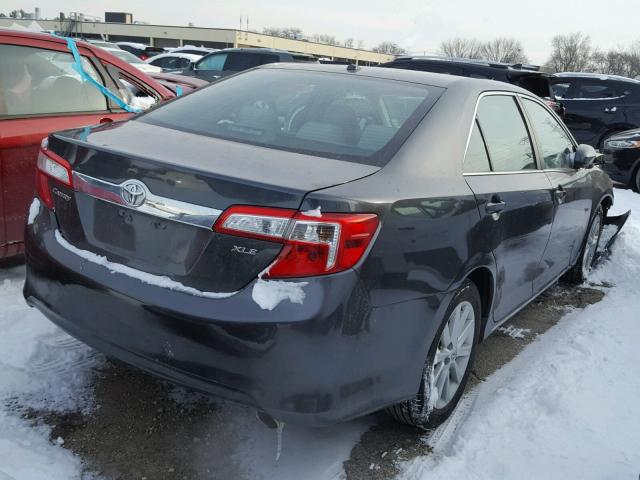 4T4BF1FK0DR304869 - 2013 TOYOTA CAMRY L GRAY photo 4