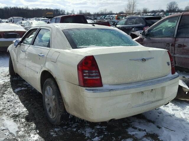 2C3KA63H97H653561 - 2007 CHRYSLER 300C CREAM photo 3