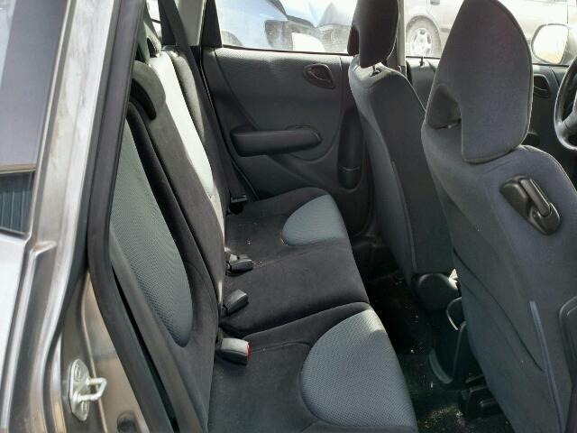 JHMGD38657S032095 - 2007 HONDA FIT S ვერცხლისფერი ფოტო 6