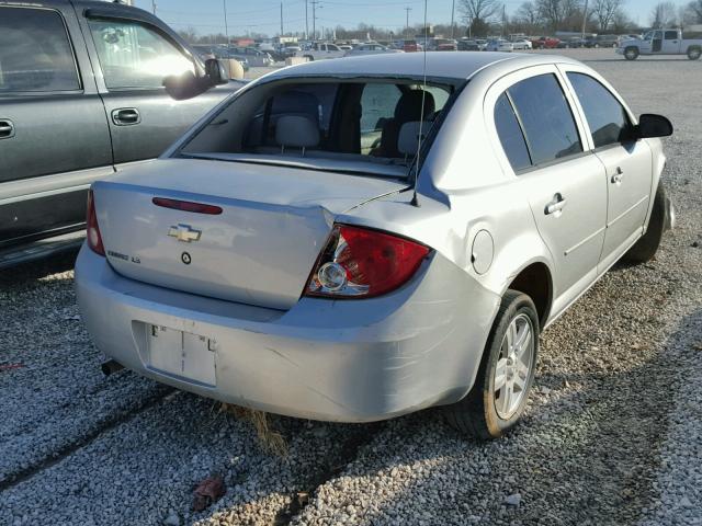 1G1AL54F557666706 - 2005 CHEVROLET COBALT LS SILVER photo 4