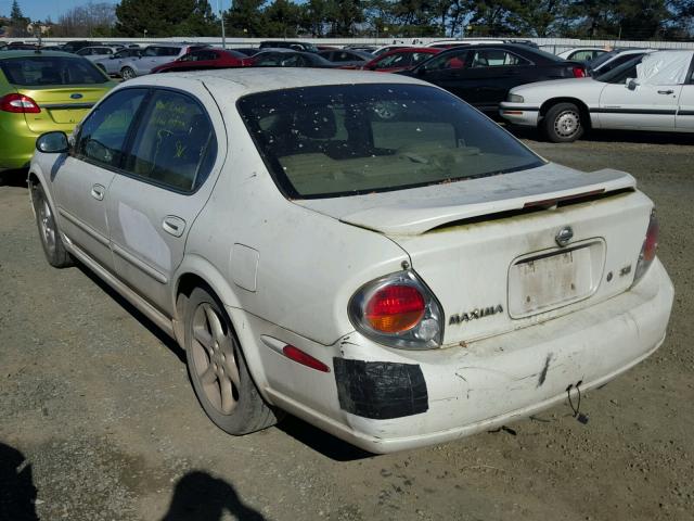 JN1DA31A12T324392 - 2002 NISSAN MAXIMA GLE WHITE photo 3