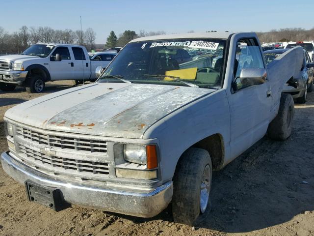 1GTDC14Z8RZ571042 - 1994 GMC SIERRA C15 WHITE photo 2