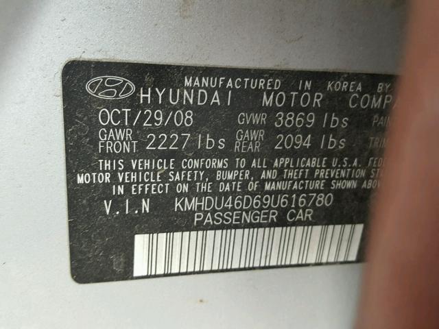 KMHDU46D69U616780 - 2009 HYUNDAI ELANTRA GL SILVER photo 10