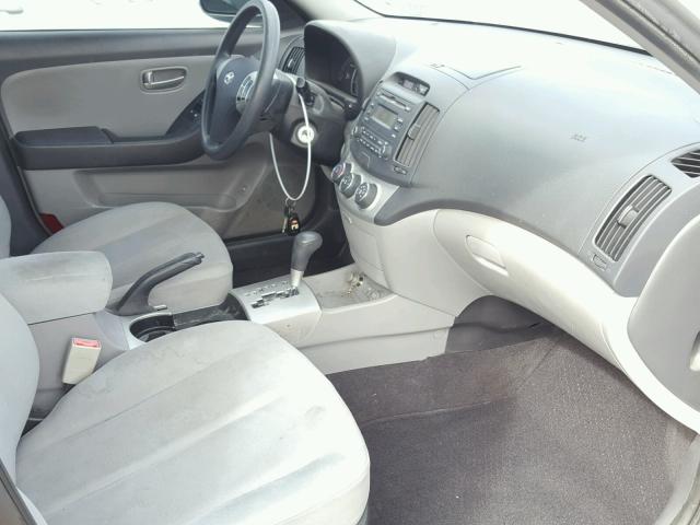 KMHDU46D69U616780 - 2009 HYUNDAI ELANTRA GL SILVER photo 5