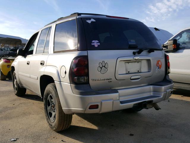 1GNDS13S272169778 - 2007 CHEVROLET TRAILBLAZE SILVER photo 3