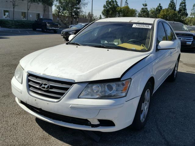 5NPET4ACXAH604396 - 2010 HYUNDAI SONATA GLS WHITE photo 2