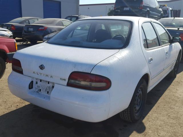 1N4BU31D6VC134121 - 1997 NISSAN ALTIMA XE WHITE photo 4