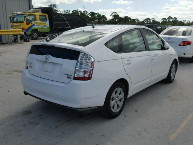 JTDKB20U277655120 - 2007 TOYOTA PRIUS WHITE photo 4