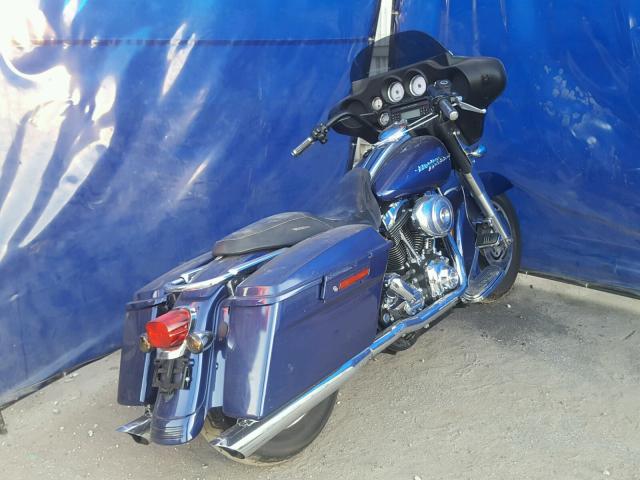 1HD1KBW166Y610696 - 2006 HARLEY-DAVIDSON FLHXI BLUE photo 4