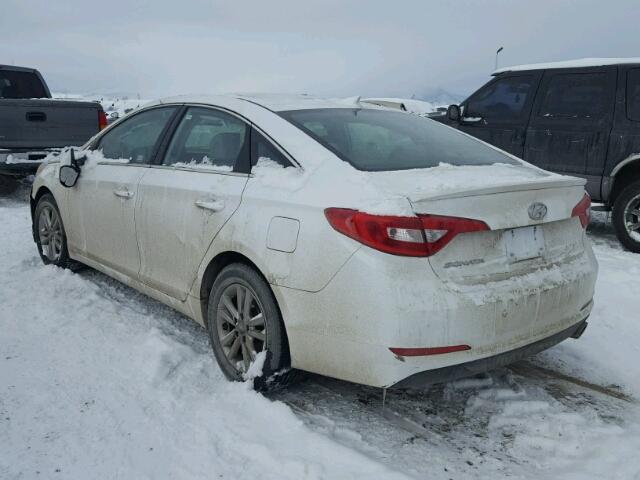 5NPE24AF5HH476639 - 2017 HYUNDAI SONATA SE WHITE photo 3