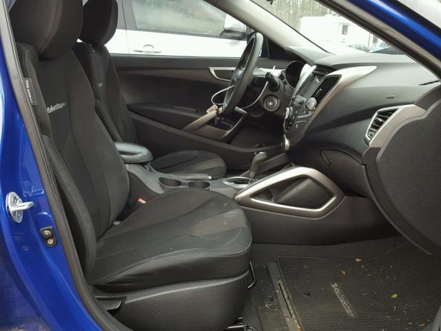 KMHTC6AD2CU045815 - 2012 HYUNDAI VELOSTER B BLUE photo 5