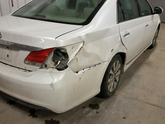 4T1BK3DB0BU384417 - 2011 TOYOTA AVALON BAS 白色 照片 9