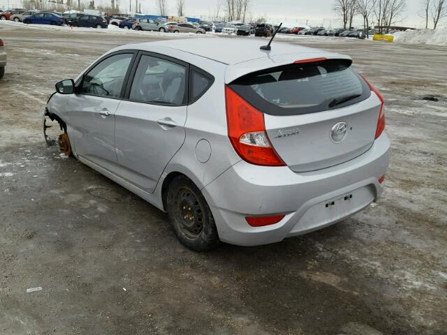 KMHCT5AE9DU084275 - 2013 HYUNDAI ACCENT GLS SILVER photo 3