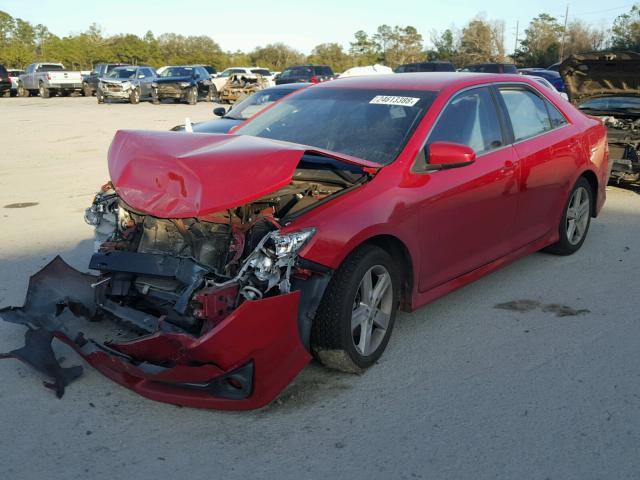 4T1BF1FK3CU628651 - 2012 TOYOTA CAMRY BASE RED photo 2