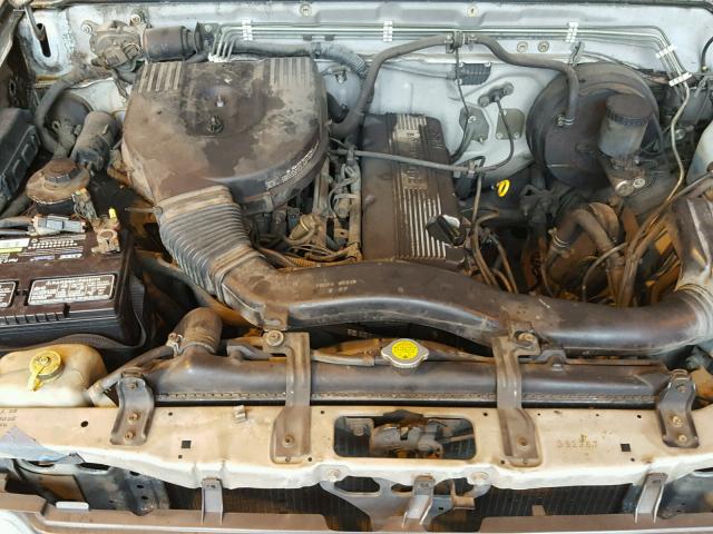 1N6SD11Y0PC382267 - 1993 NISSAN TRUCK SHOR SILVER photo 7