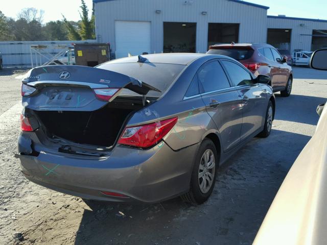 5NPEB4AC8BH141582 - 2011 HYUNDAI SONATA GLS GRAY photo 4