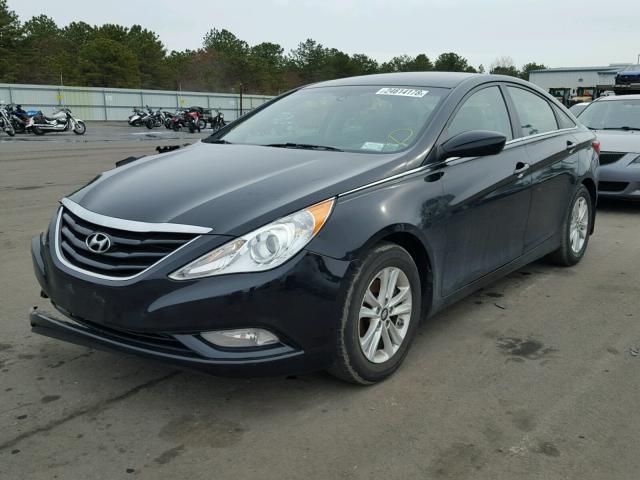 5NPEB4AC8DH642281 - 2013 HYUNDAI SONATA GLS BLACK photo 2