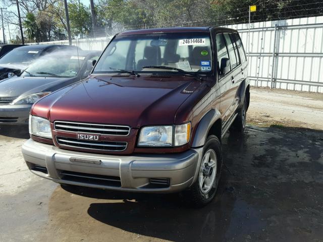 JACDS58X717J01778 - 2001 ISUZU TROOPER S MAROON photo 2