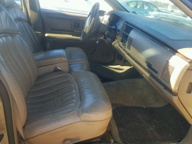 1G4BR82PXTR415507 - 1996 BUICK ROADMASTER GOLD photo 5