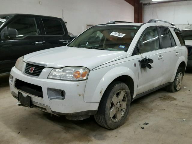 5GZCZ53456S879263 - 2006 SATURN VUE WHITE photo 2