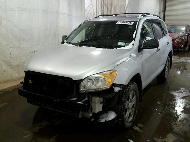 JTMBF35V995005291 - 2009 TOYOTA RAV4 SILVER photo 2