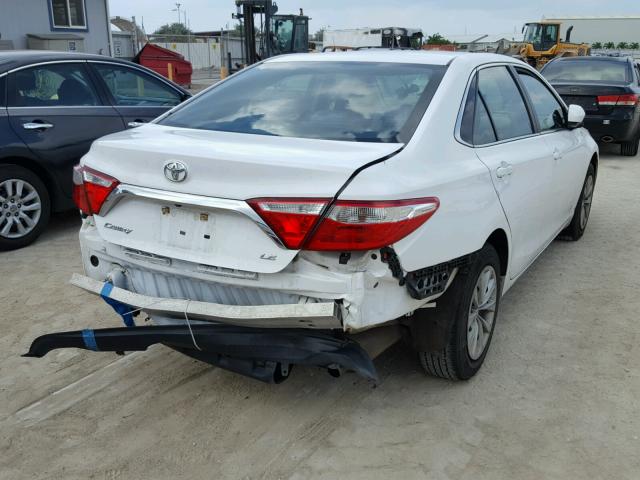 4T1BF1FK8FU480405 - 2015 TOYOTA CAMRY LE WHITE photo 4