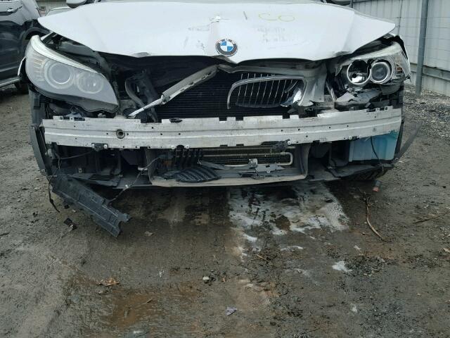 WBANV1C57AC158479 - 2010 BMW 528 XI SILVER photo 9