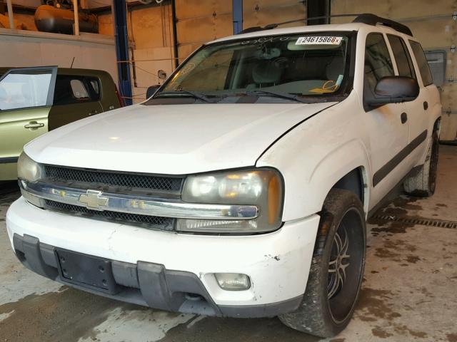 1GNET16S256130627 - 2005 CHEVROLET TRAILBLAZE WHITE photo 2