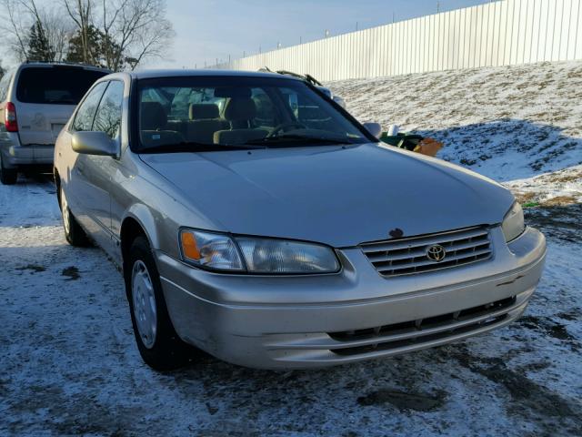 4T1BG22K4VU110351 - 1997 TOYOTA CAMRY CE GOLD photo 1