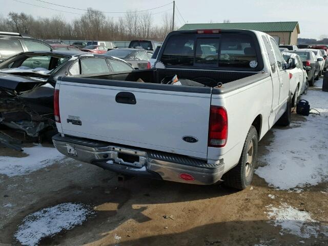 2FTRX17272CA60837 - 2002 FORD F150 WHITE photo 4