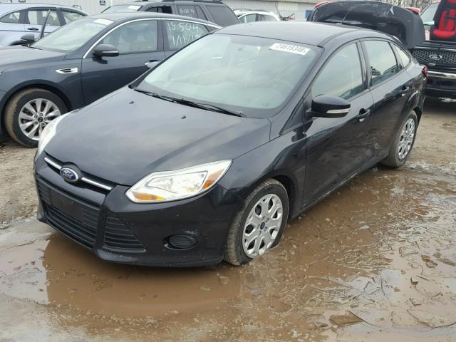 1FADP3F24EL331330 - 2014 FORD FOCUS SE BLACK photo 2