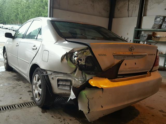 4T1BE32K05U075822 - 2005 TOYOTA CAMRY LE SILVER photo 3