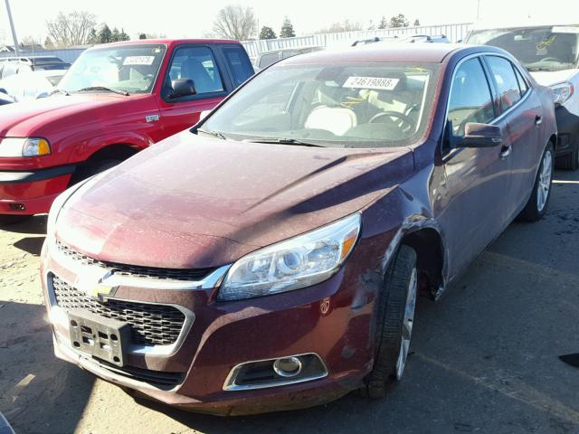 1G11E5SAXGF109946 - 2016 CHEVROLET MALIBU LIM MAROON photo 2