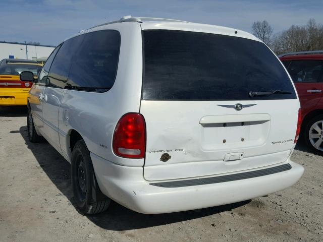 1C4GP64L1YB512402 - 2000 CHRYSLER TOWN & COU WHITE photo 3