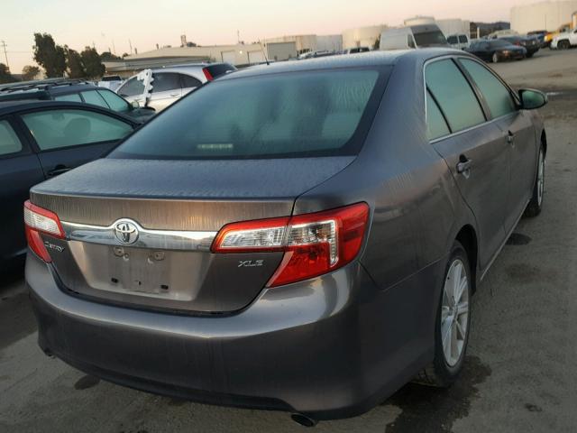 4T4BF1FK4DR310464 - 2013 TOYOTA CAMRY L GRAY photo 4