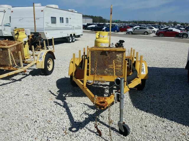 1D9040612E1032898 - 1984 BELL TRAILER YELLOW photo 2