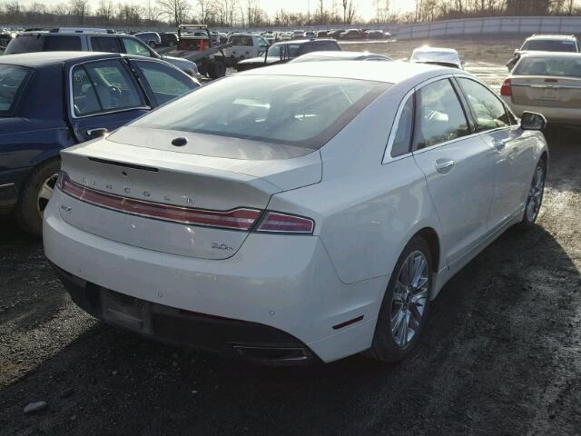 3LN6L2LU1DR816468 - 2013 LINCOLN MKZ HYBRID WHITE photo 4