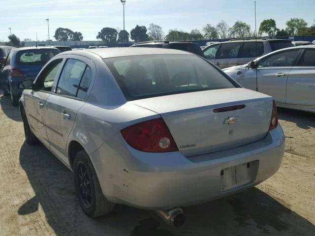 1G1AK52F957602822 - 2005 CHEVROLET COBALT SILVER photo 3